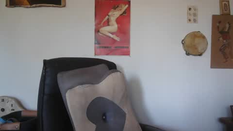 Snapshot of nastydaddyfatcock15 chatting on 09.28.25 nastydaddyfatcock15 online show from 09.28.25