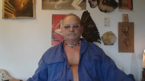 Snapshot of nastydaddyfatcock15 chatting on 10.10.25 nastydaddyfatcock15 online show from 10.10.25