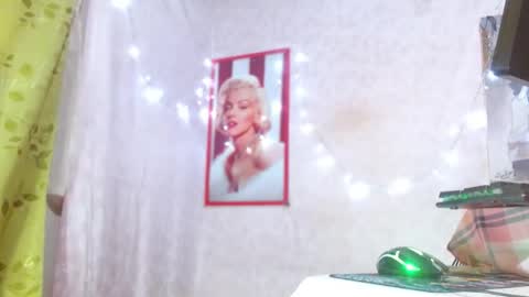 Snapshot of nat_ardient chatting on 05.15.26 Nat ardent online show from 05.15.26
