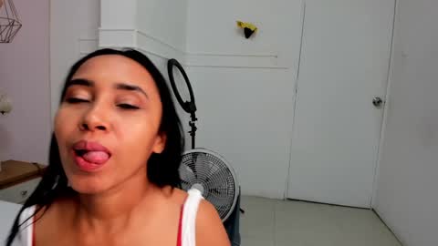 nata_santos online show from 01.11.25