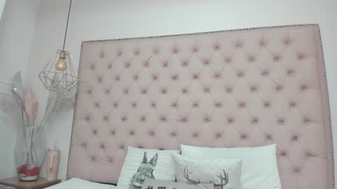 nata_santos online show from 02.01.25