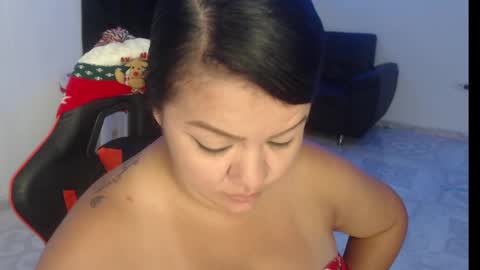 Nata Ramirez online show from 12.26.24