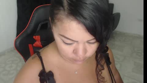 Nata Ramirez online show from 02.12.25