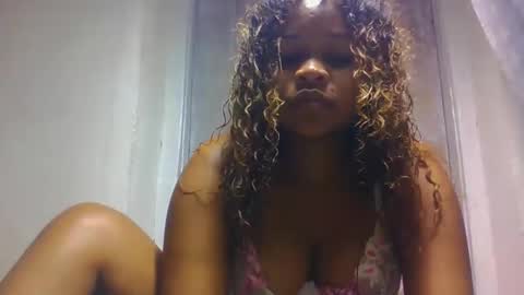 Snapshot of natachazz chatting on 03.22.26 natachazz online show from 03.22.26