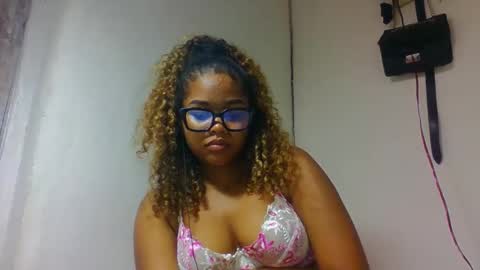 Snapshot of natachazz chatting on 03.28.26 natachazz online show from 03.28.26
