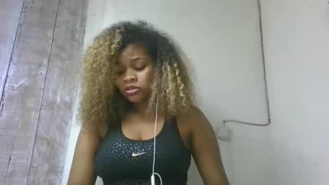 Snapshot of natachazz chatting on 04.09.26 natachazz online show from 04.09.26