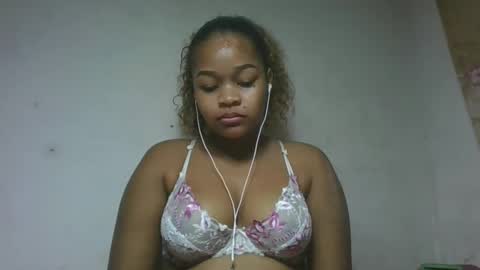 Snapshot of natachazz chatting on 04.12.26 natachazz online show from 04.12.26