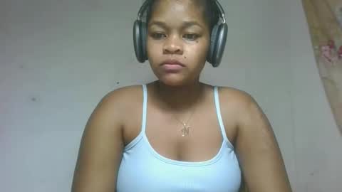 Snapshot of natachazz chatting on 04.21.26 natachazz online show from 04.21.26