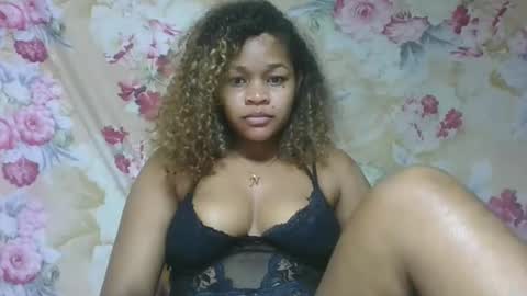 Snapshot of natachazz chatting on 04.26.26 natachazz online show from 04.26.26