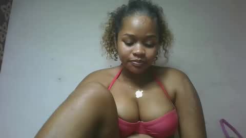 Snapshot of natachazz chatting on 04.27.26 natachazz online show from 04.27.26