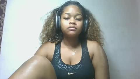 Snapshot of natachazz chatting on 04.30.26 natachazz online show from 04.30.26