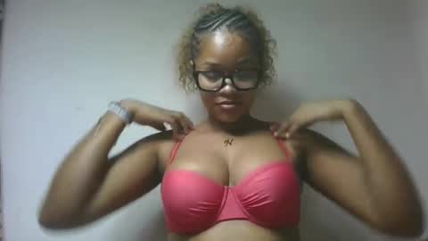 Snapshot of natachazz chatting on 05.03.26 natachazz online show from 05.03.26