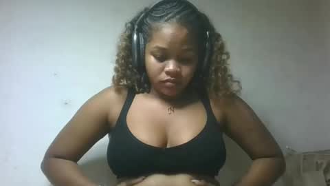 Snapshot of natachazz chatting on 05.07.26 natachazz online show from 05.07.26