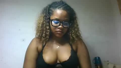 Snapshot of natachazz chatting on 05.11.26 natachazz online show from 05.11.26