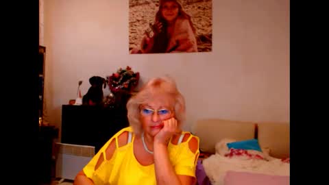 Snapshot of natali7634 chatting on 12.25.24 natali online show from 12.25.24