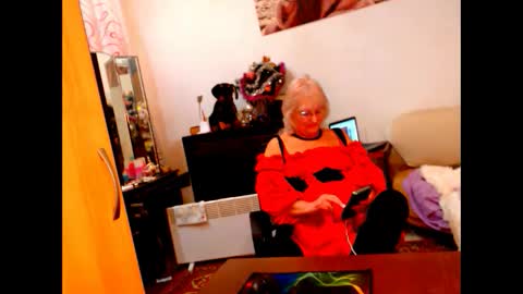 Snapshot of natali7634 chatting on 12.28.24 natali online show from 12.28.24