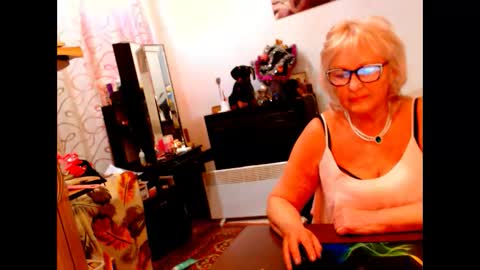 Snapshot of natali7634 chatting on 01.01.25 natali online show from 01.01.25