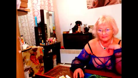 Snapshot of natali7634 chatting on 02.17.25 natali online show from 02.17.25