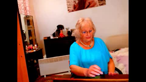 Snapshot of natali7634 chatting on 02.24.25 natali online show from 02.24.25