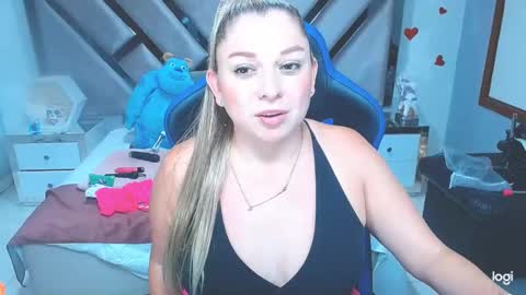 Snapshot of natalia5560 chatting on 01.14.25 natalia5560 online show from 01.14.25