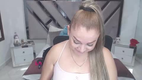 Snapshot of natalia5560 chatting on 03.11.25 natalia5560 online show from 03.11.25