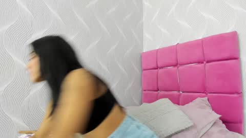Naty  online show from 01.05.25
