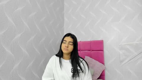 Naty  online show from 01.07.25