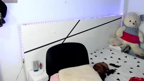 Snapshot of natalia_cb chatting on 12.28.24 Natalia  online show from 12.28.24