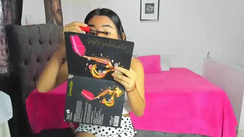 Snapshot of nataliaa05 chatting on 03.09.25 Nati online show from 03.09.25