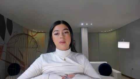 Snapshot of nataliagaret chatting on 10.21.25 Nata online show from 10.21.25