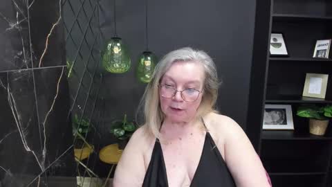 Snapshot of natalicloud chatting on 02.25.25 NataliCloud online show from 02.25.25