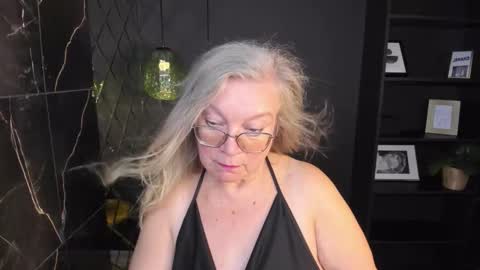 Snapshot of natalicloud chatting on 10.07.25 NataliCloud online show from 10.07.25
