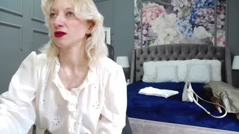 Natalie online show from 01.10.25