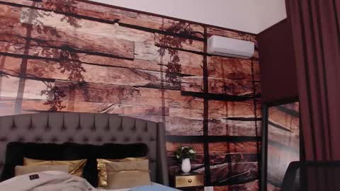 Natalie online show from 11.28.25