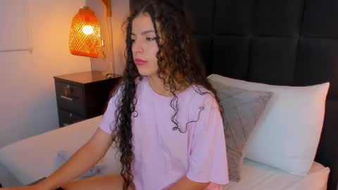 N A T A L I E online show from 05.25.26