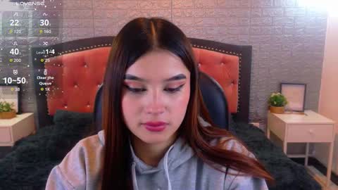 natalie  online show from 11.17.25