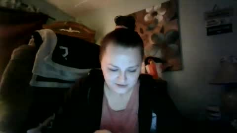 Natalie  online show from 02.05.25