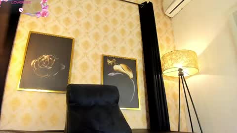 NATALIE online show from 04.15.26