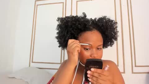 Snapshot of nataly_velez chatting on 03.09.25 Naty online show from 03.09.25