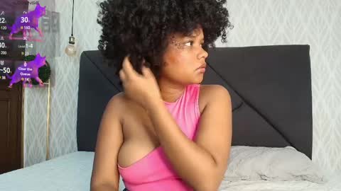 Snapshot of nataly_velez chatting on 03.12.25 Naty online show from 03.12.25