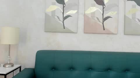 Snapshot of nataly_velez chatting on 09.10.25 Naty online show from 09.10.25