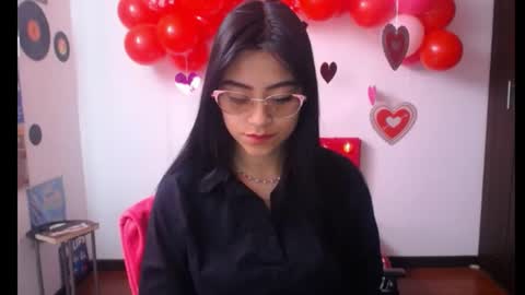 Snapshot of natalyescobar_lx chatting on 02.08.25 Nataly Escobar online show from 02.08.25