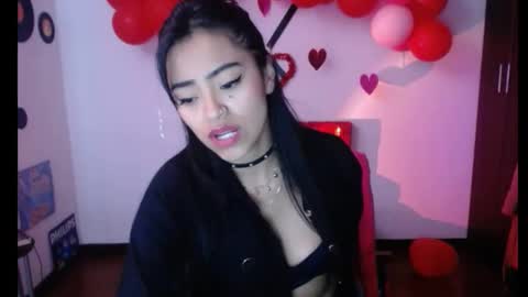 Snapshot of natalyescobar_lx chatting on 02.11.25 Nataly Escobar online show from 02.11.25