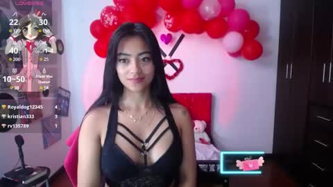 Snapshot of natalyescobar_lx chatting on 02.14.25 Nataly Escobar online show from 02.14.25