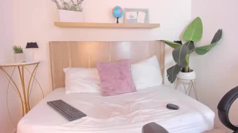 N A T A S H A online show from 01.05.25