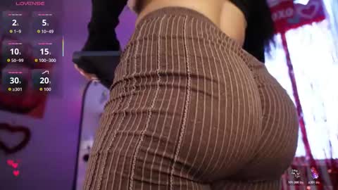 Natasha Sccott online show from 02.19.26