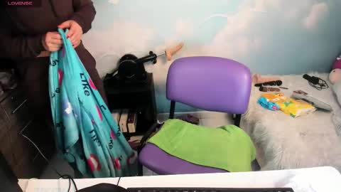 Natasha Bernett online show from 11.14.25