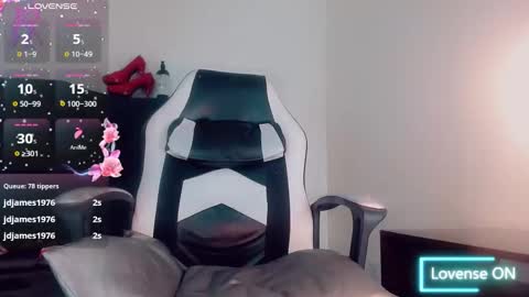 Snapshot of natasha_clifford chatting on 01.08.26 natasha_clifford online show from 01.08.26