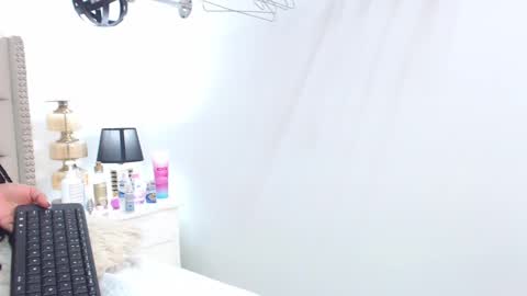 Snapshot of natasha_cortez chatting on 01.15.25 Nata online show from 01.15.25