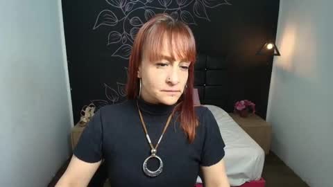 Snapshot of natashamason chatting on 10.15.25 Natasha Mason online show from 10.15.25